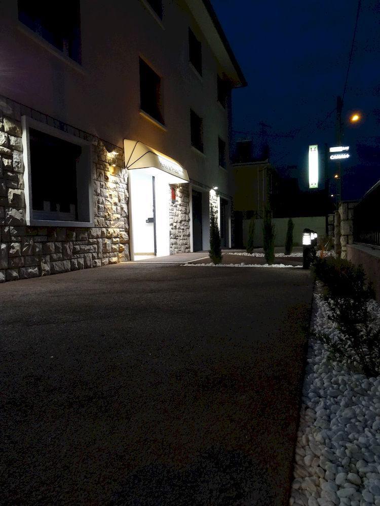 Hotel Akena Toulouse Le Prado - Proche Zénith Exterior foto